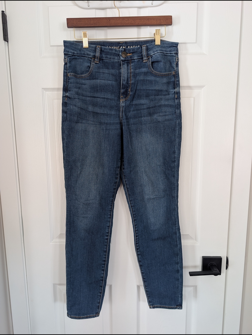 American Eagle Outfitters Women’s Dark Indigo Skinny Jeans